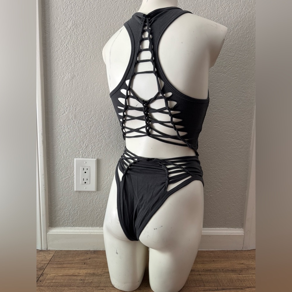 NEW Twisted Movement Grey Handmade Cutout Pole Festival Dance Bodysuit S - Picture 4 of 7